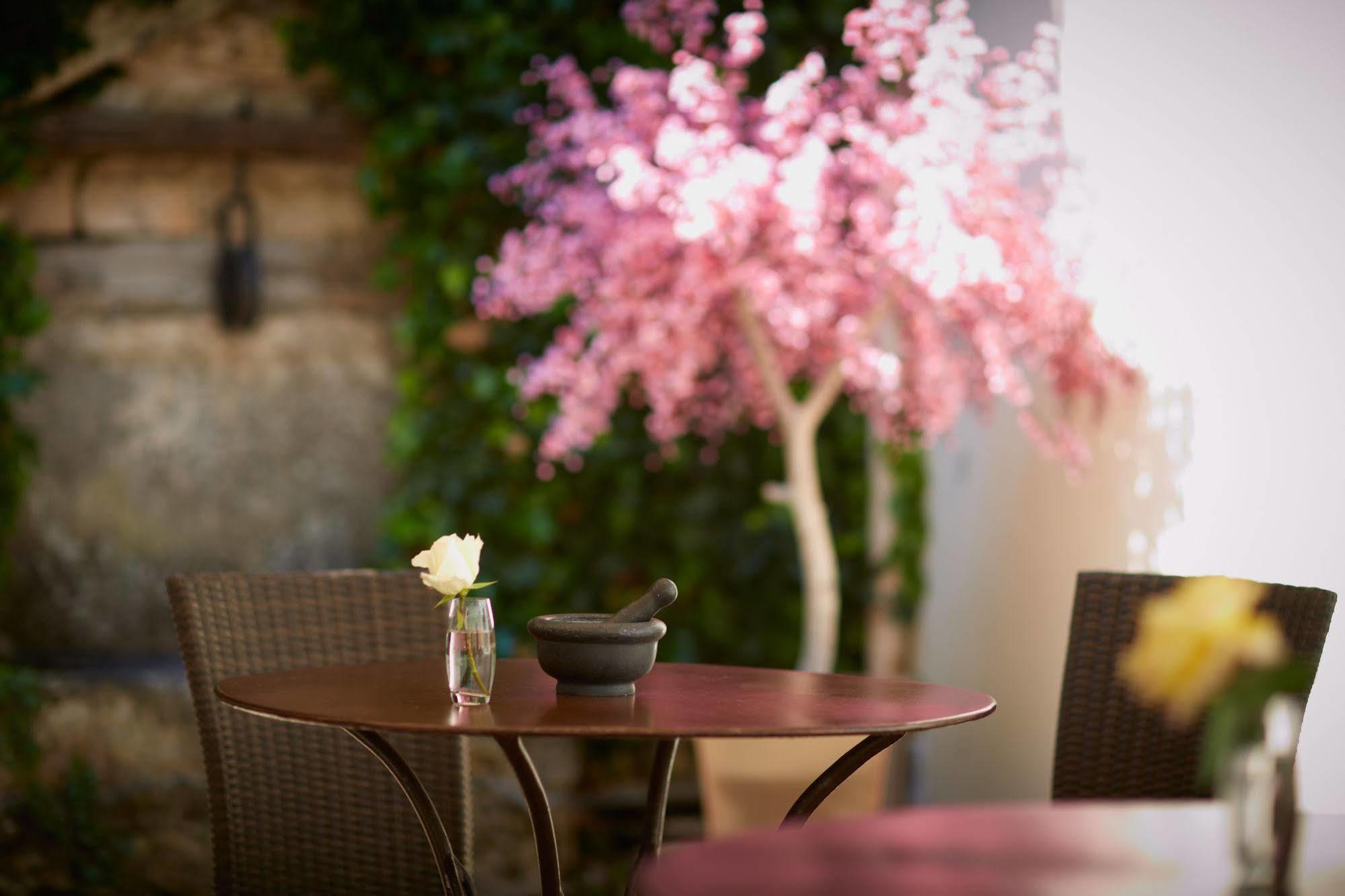 Olivier Leflaive Hotel Restaurants Puligny-Montrachet Exteriör bild